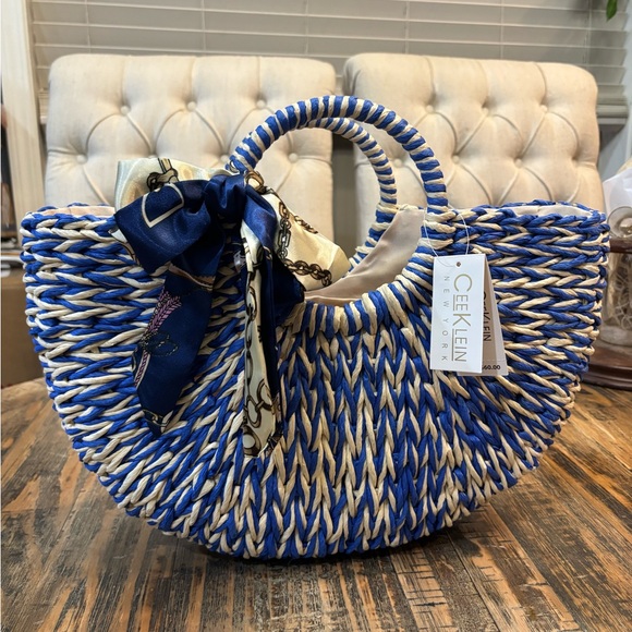 New York CeeKlein Handbags - New York CeeKlein Straw Woven Handbag